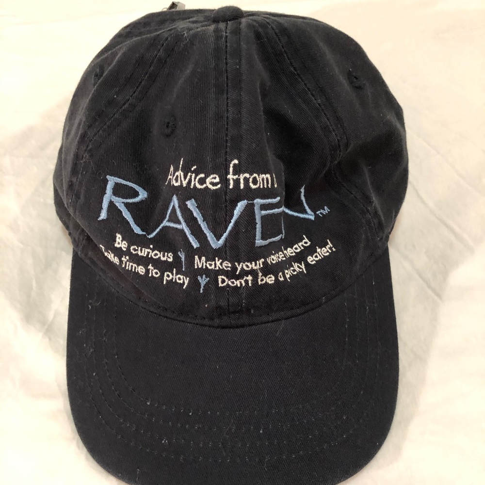 NWT EarthSunMoon Advice From a Raven Hat